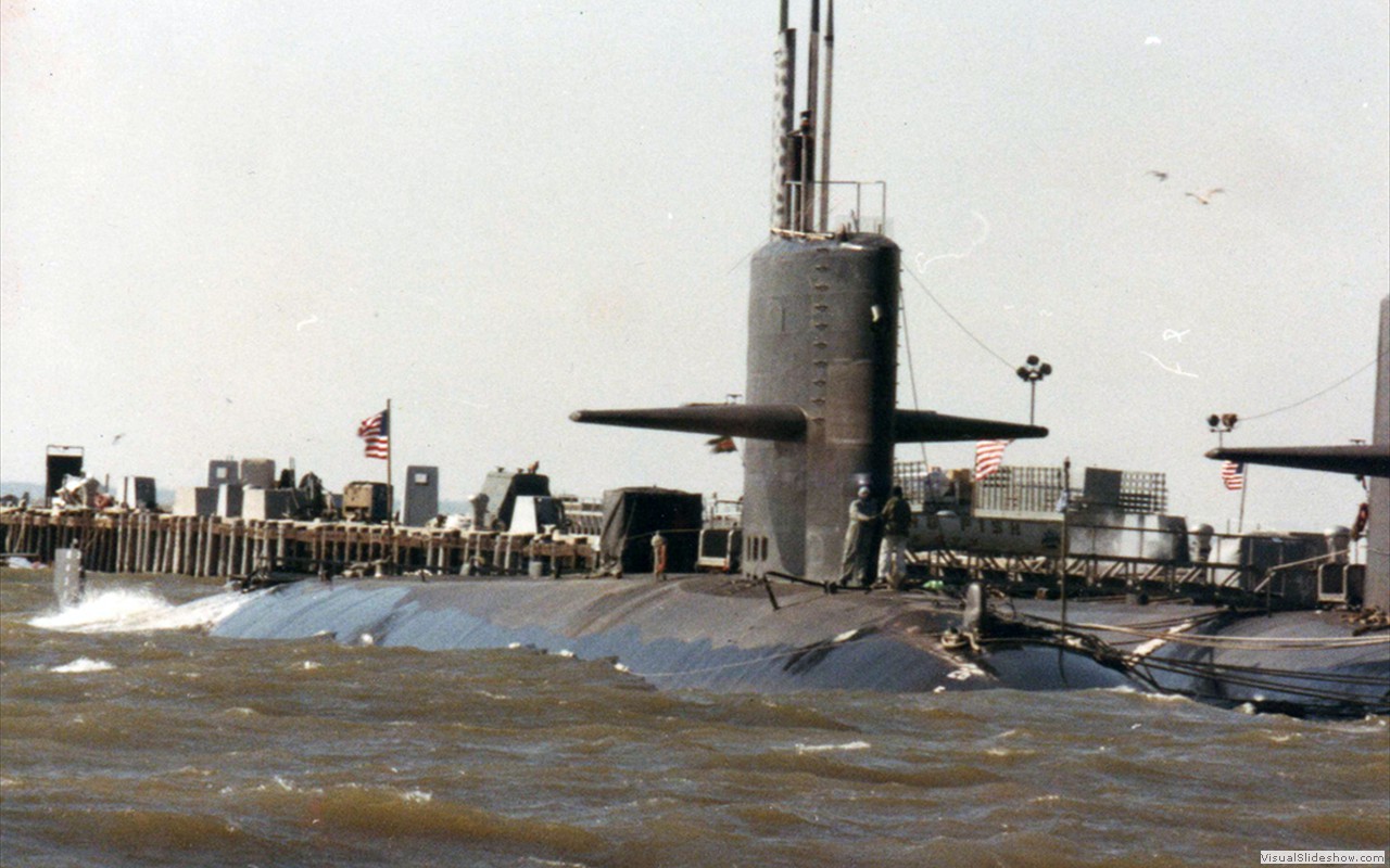 Flying Fish (SSN-673)-6