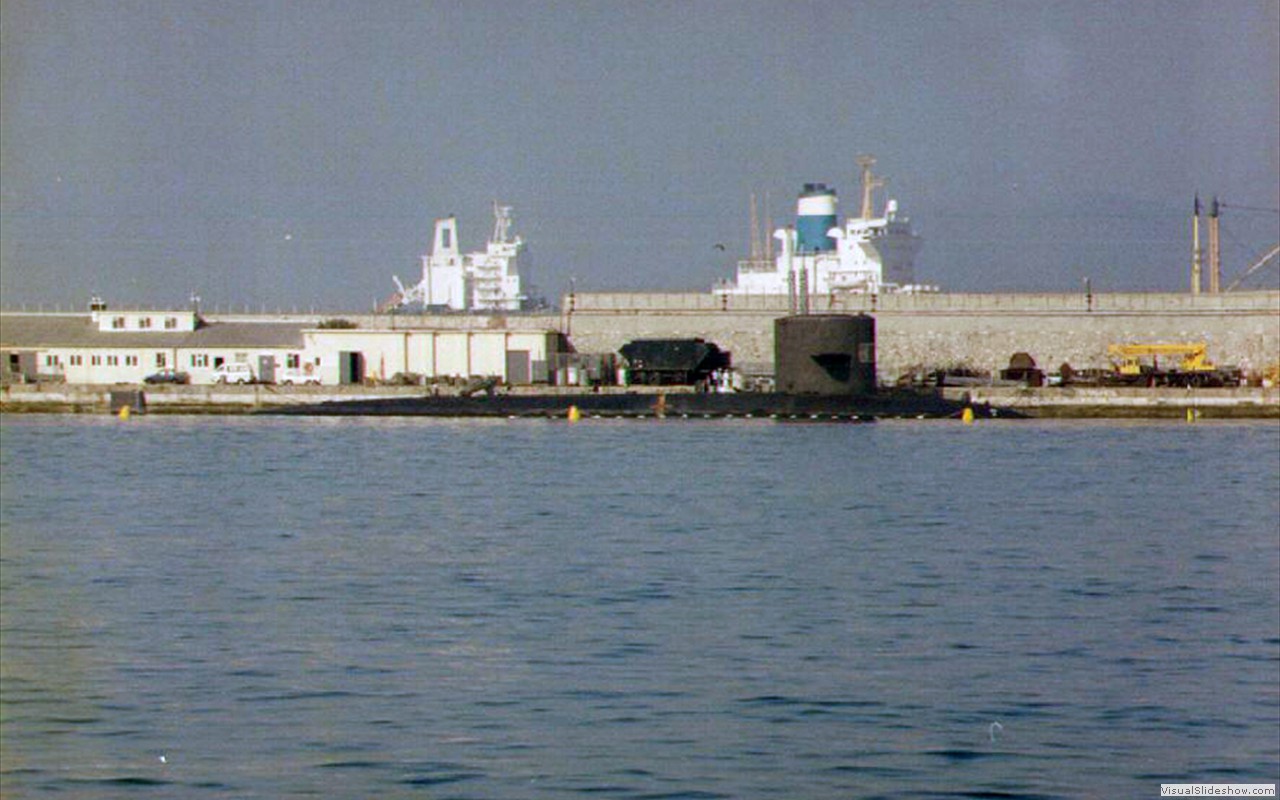 Flying Fish (SSN-673)-8